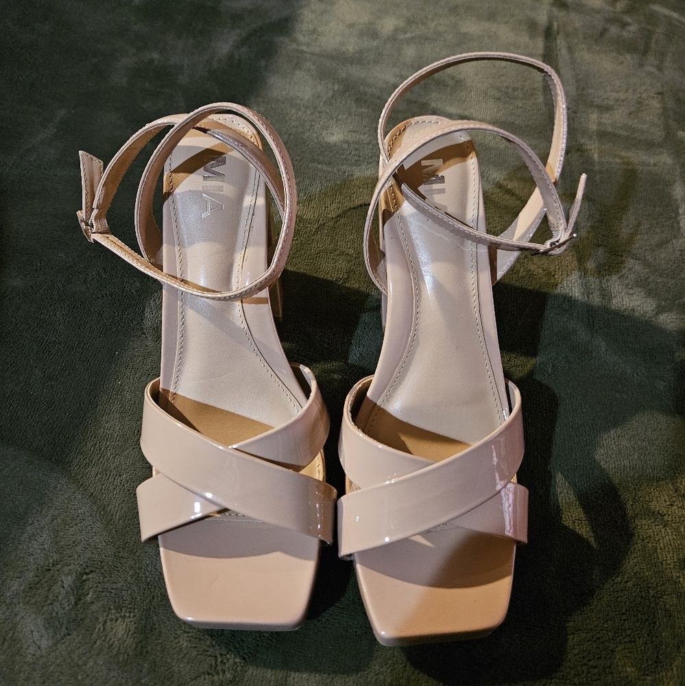 MIA Eloise Chunky Faux Leather Block Sandal Heels